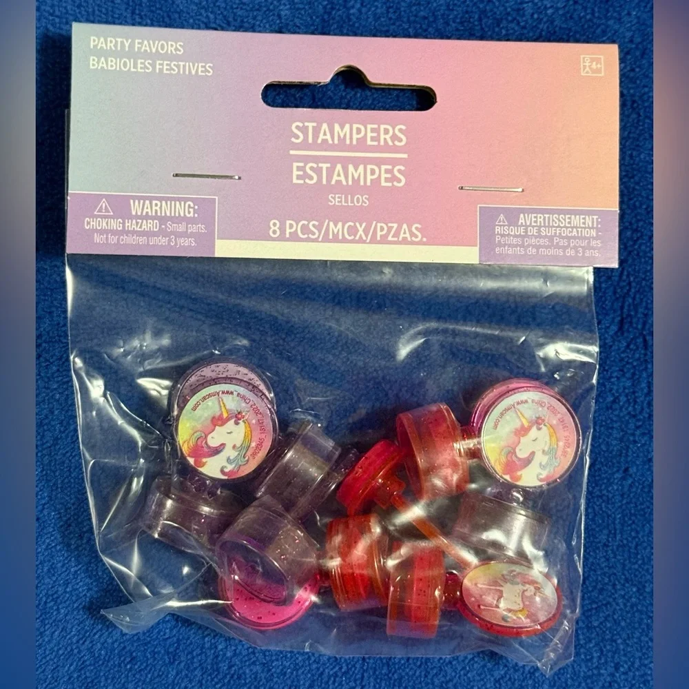 Disney Set of 6 Party Favors and 1 Banner Pink and White Set - NWT